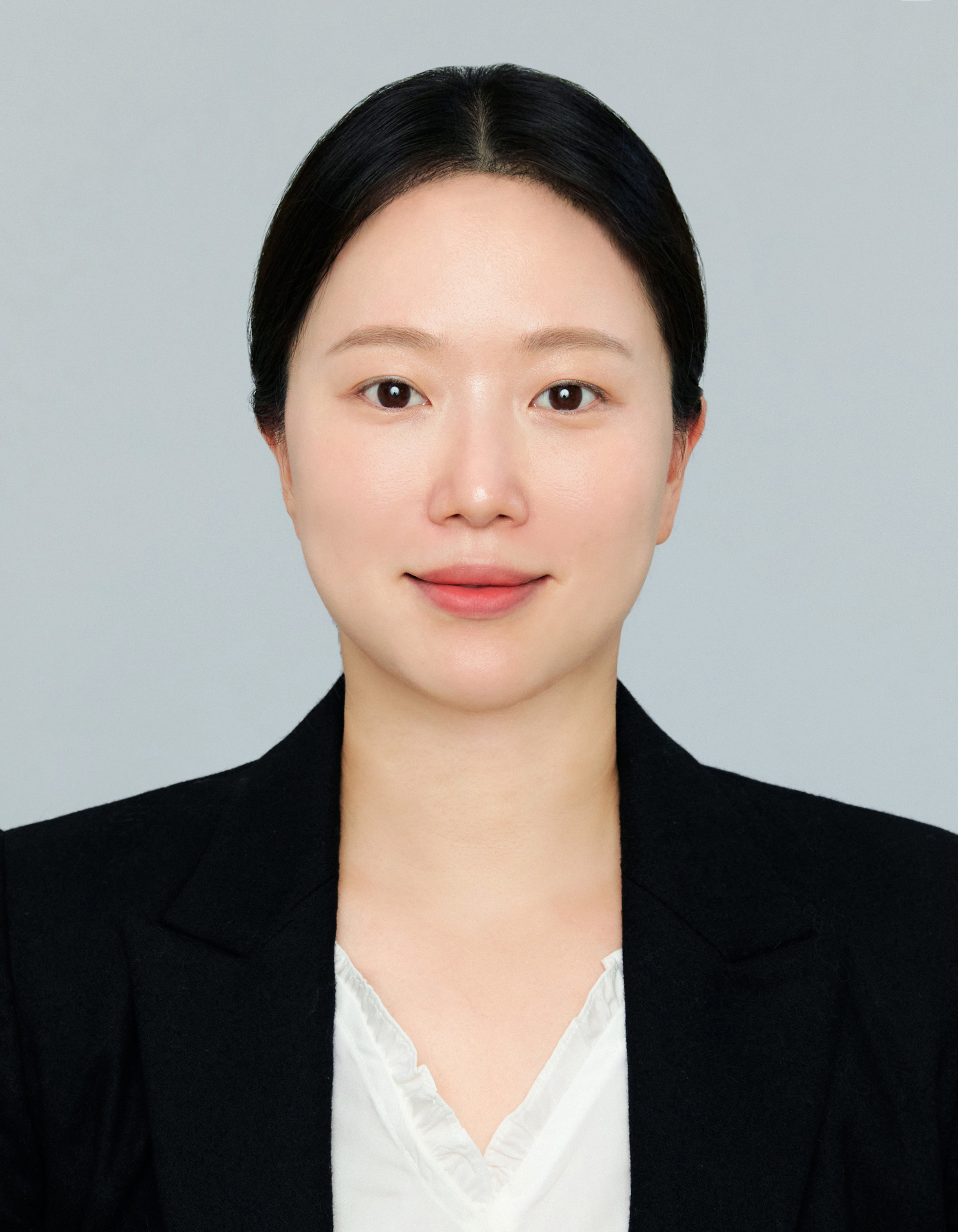 김윤지